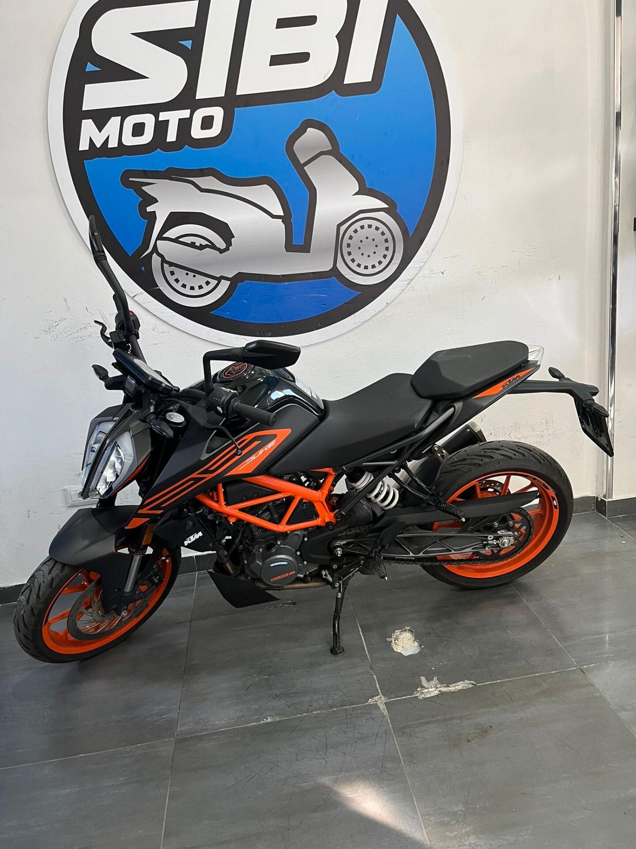 KTM 125 DUKE