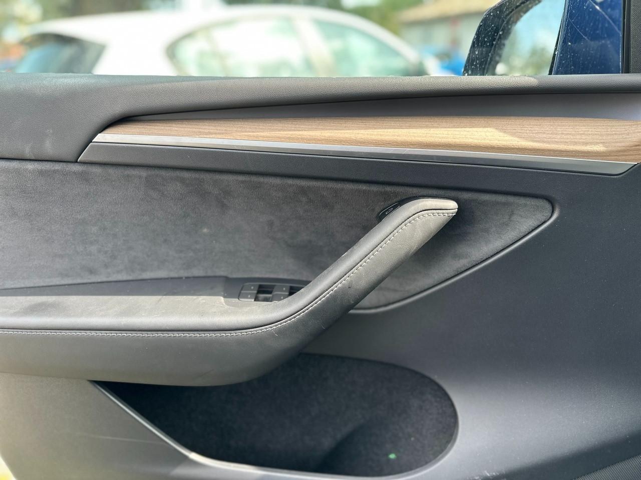 TESLA Model Y 2021 - Model Y Single Motor rwd