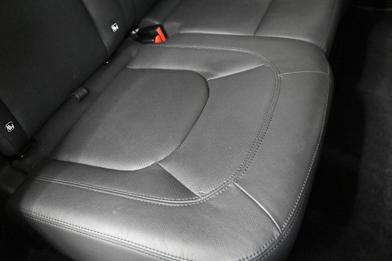 LAND ROVER Defender (2019) Defender 110 3.0D I6...