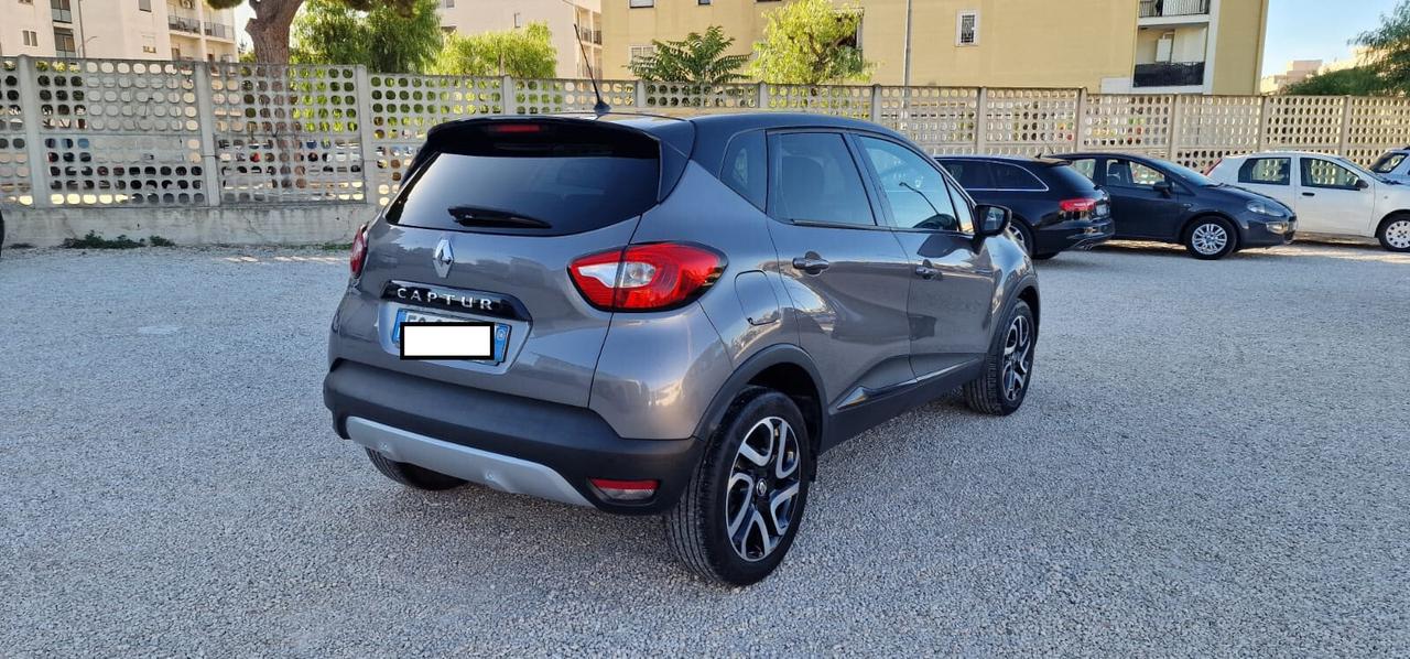 Renault Captur TCe EDC Start&Stop Energy Intens 2016