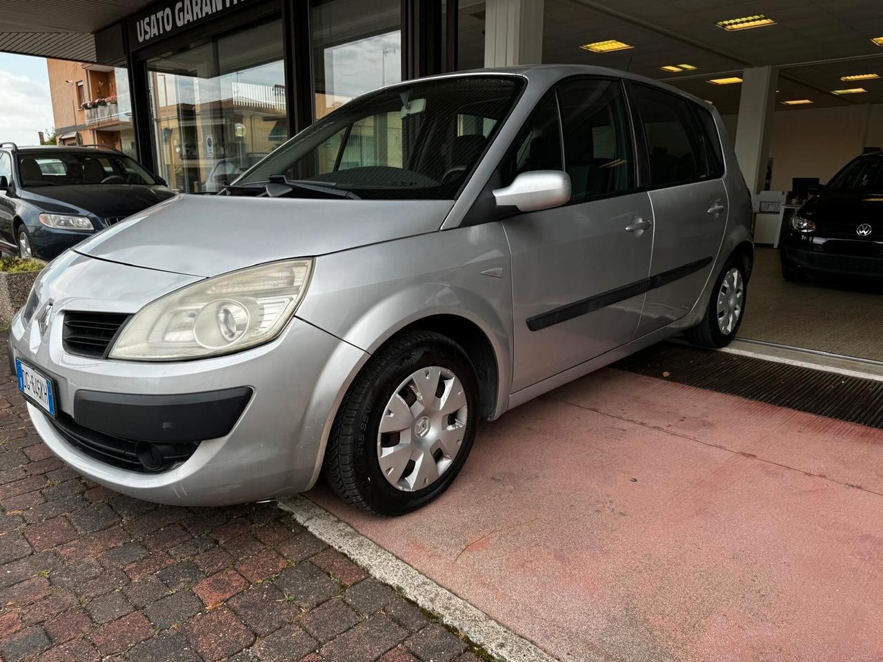 Renault Scenic Scénic 1.5 dCi/105CV Dynamique