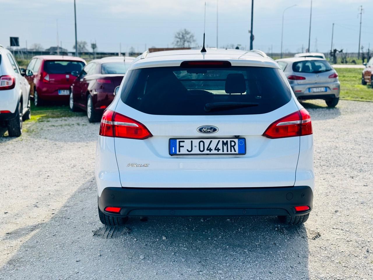 Ford Focus 1.5 TDCi 2017 automatico autocarro n1 4posti