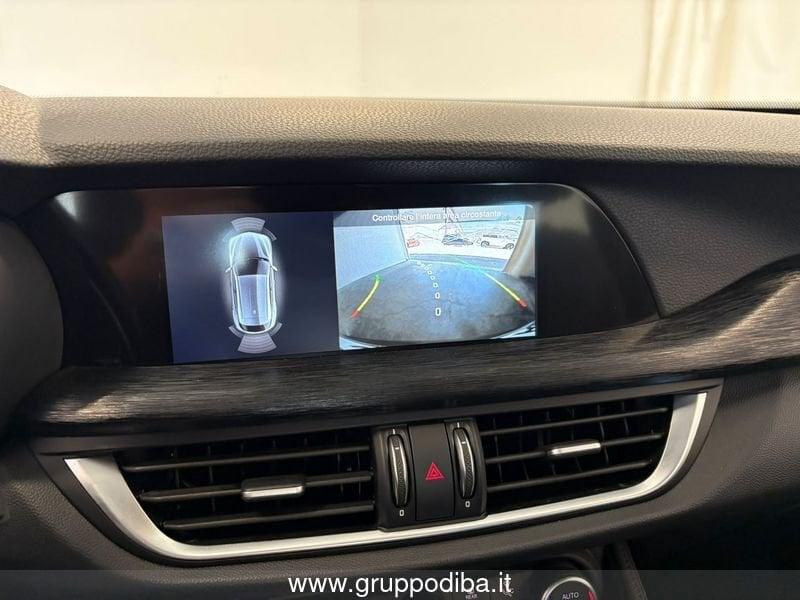 Alfa Romeo Stelvio 2023 2.2 t Sprint Q4 210cv auto