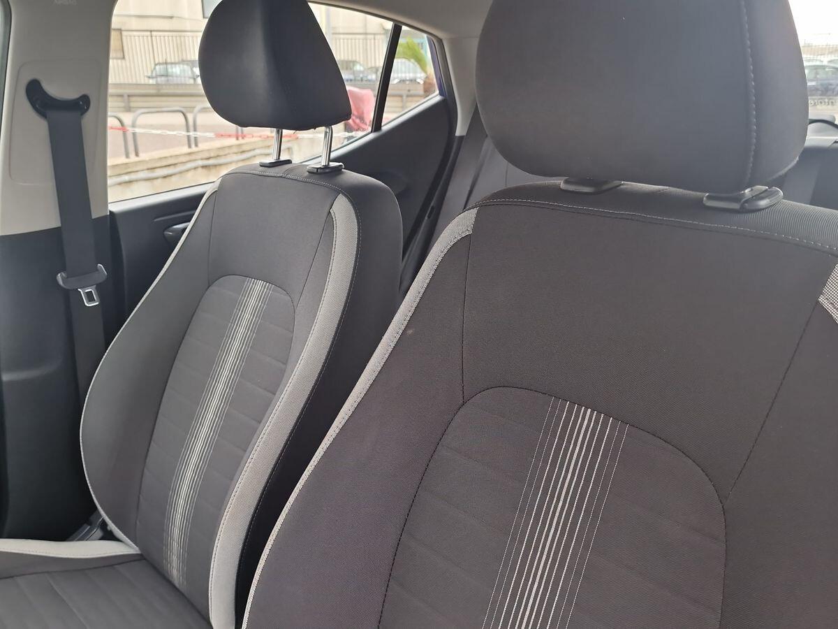 HYUNDAI I10 1.0 TECH + CONNECT