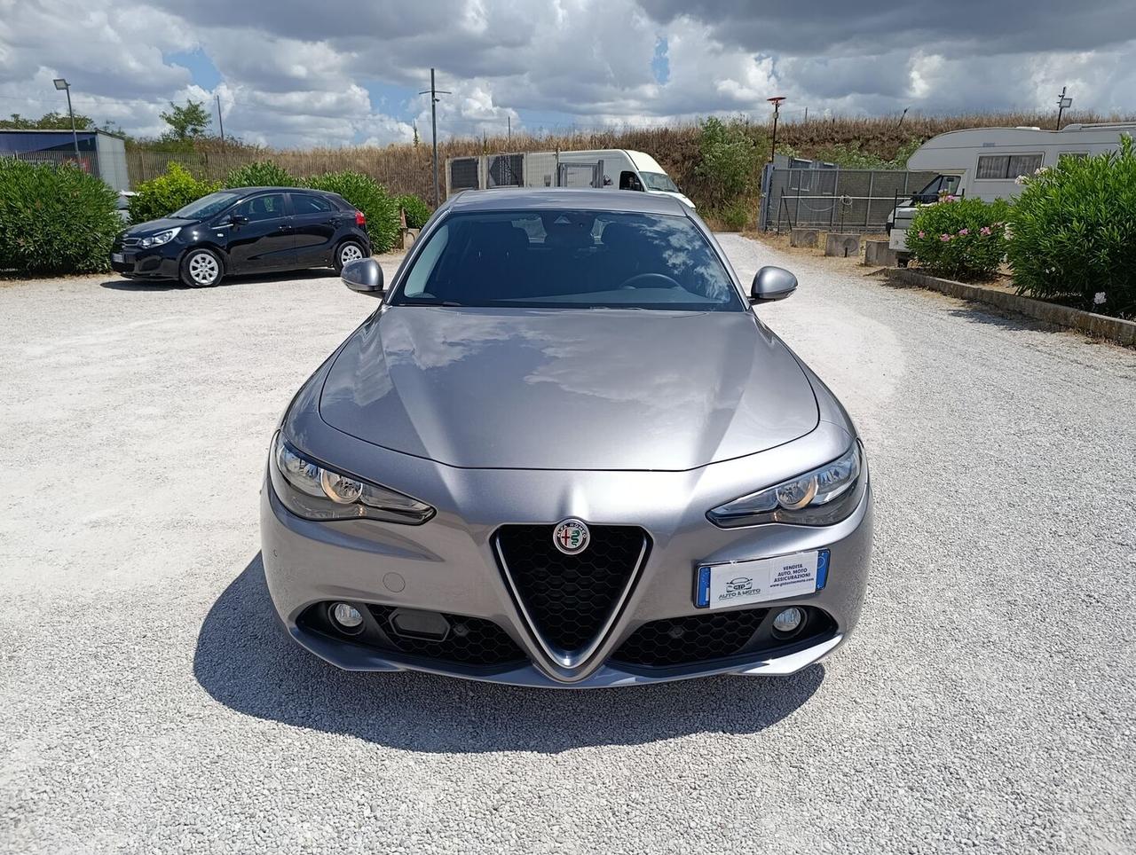Alfa Romeo Giulia 2.2 t Giulia 150cv - GARANZIA 12 MESI -