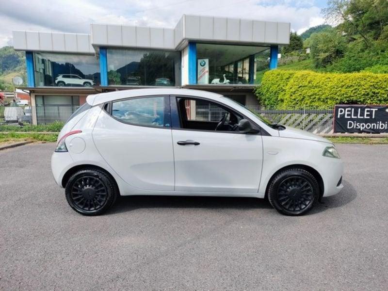 Lancia Ypsilon 1.2 69 CV 5 porte Elefantino Blu