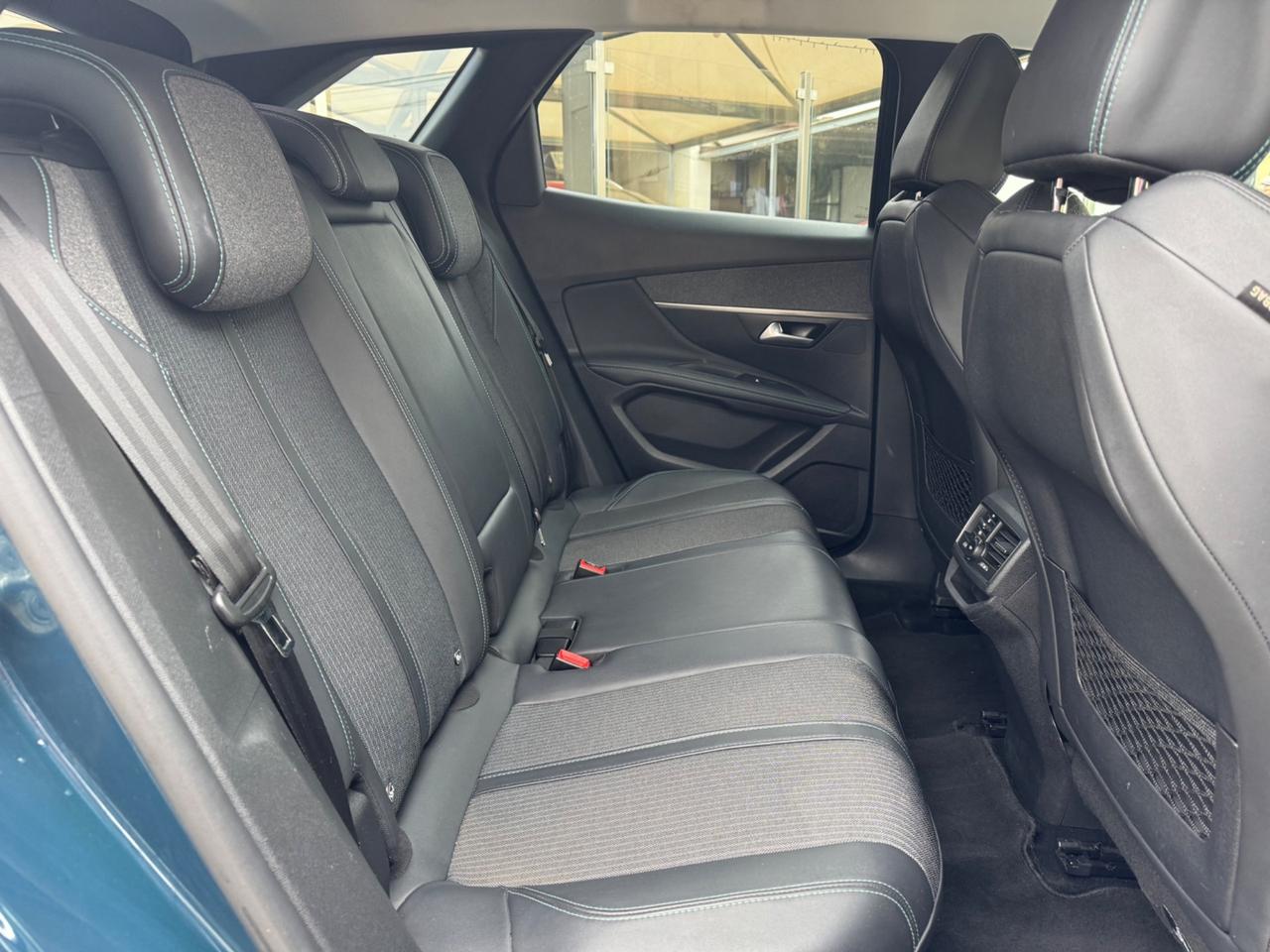 PEUGEOT 3008 1.5 BLUEHDI 130 CV ALLURE EAT8 FULL IVA