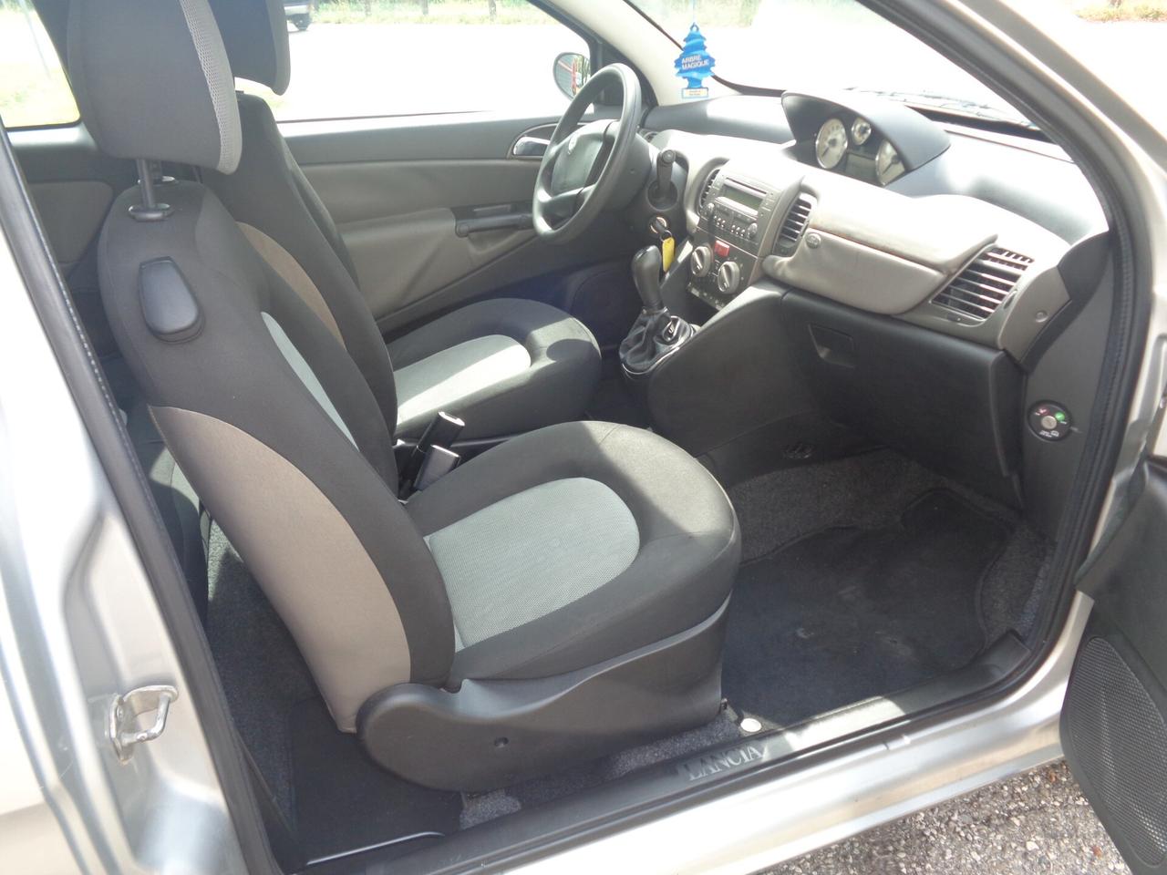 Lancia Ypsilon 1.3 Multijet 16V Argento