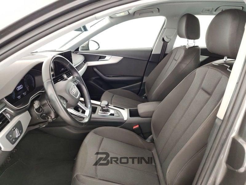 Audi A4 A4 Avant 30 2.0 tdi mhev Business Advanced 136cv s-tronic