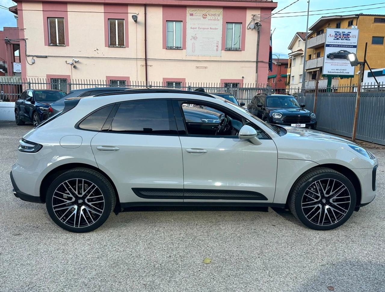 PORSCHE MACAN 2.0 265CV PDK - PANO - C21" - BOOK SERVICE