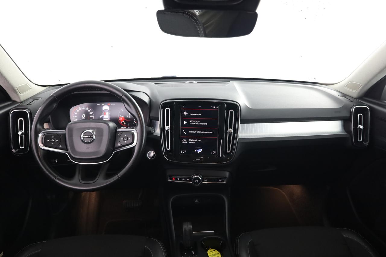 VOLVO XC40 (2017--->) XC40 D3 Geartronic Business