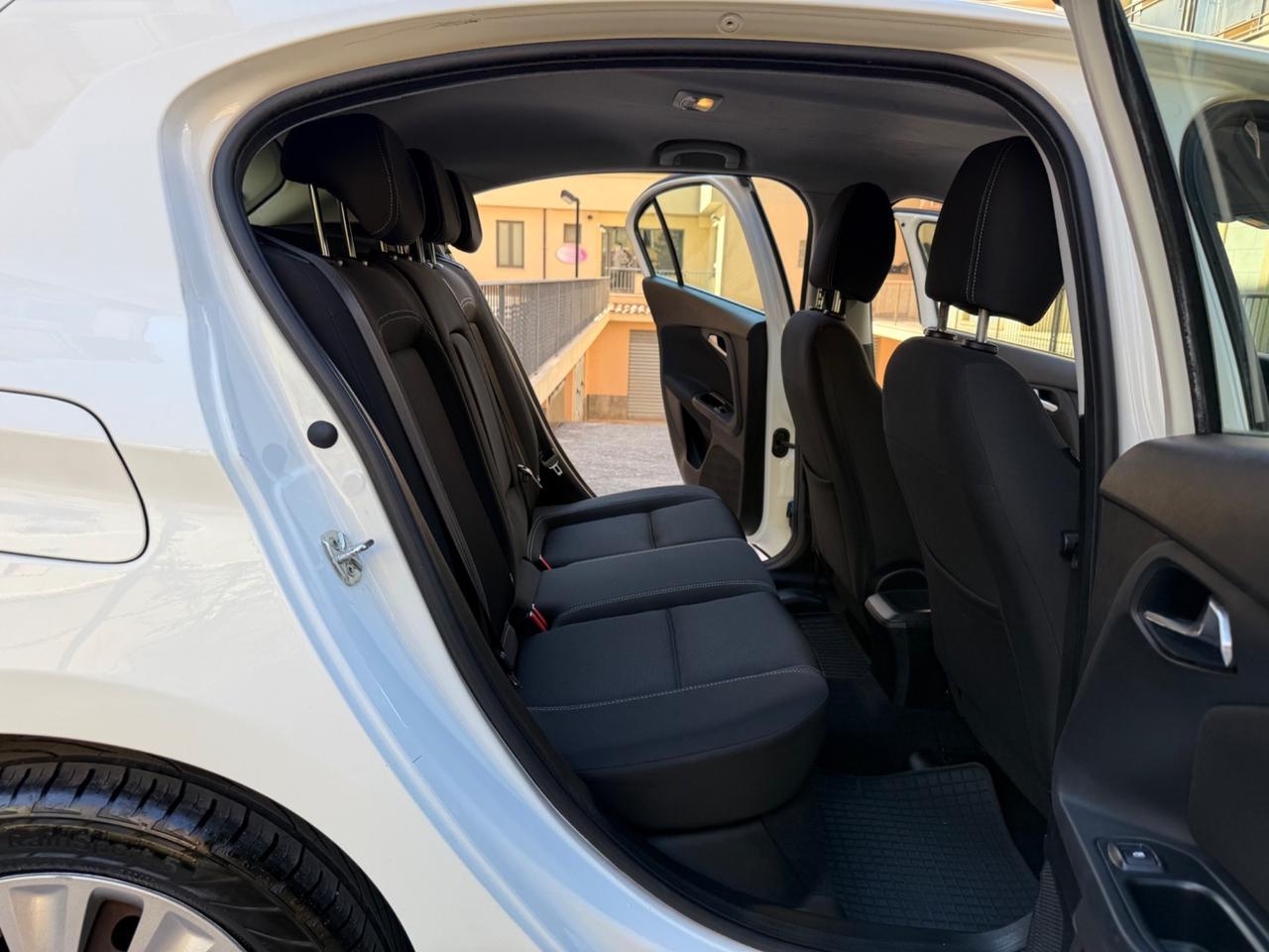Fiat Tipo 1.6 Mjt S&S 5 porte Easy Business