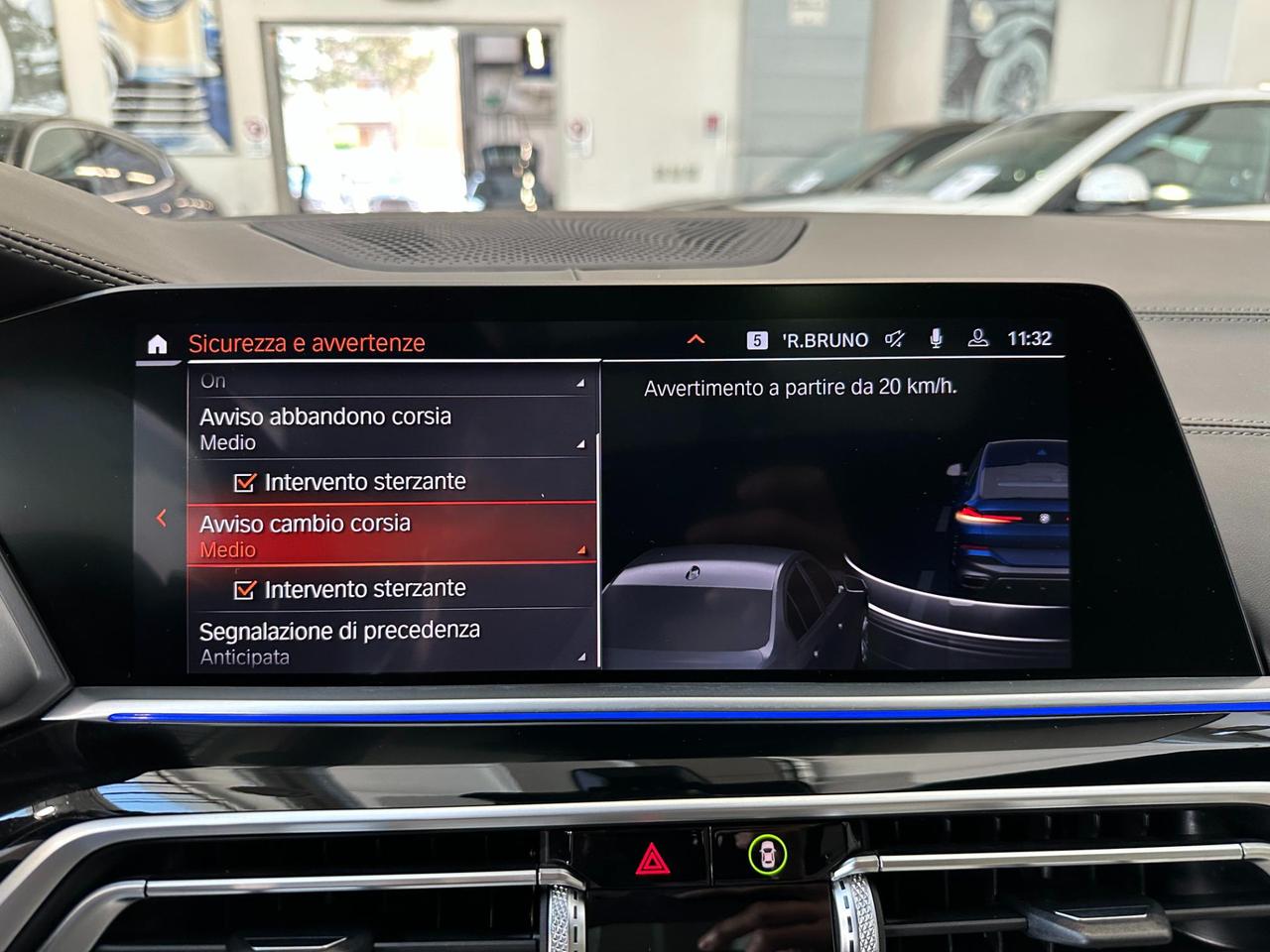 BMW X6 M 50d-Fari Laser-22"-Tetto-Camera 360-Individual-IVA