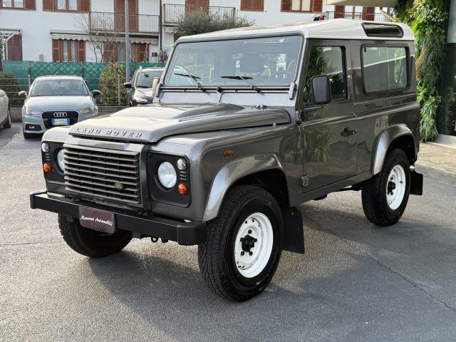 LAND ROVER Defender 90 2.4 S TD4 Station Wagon