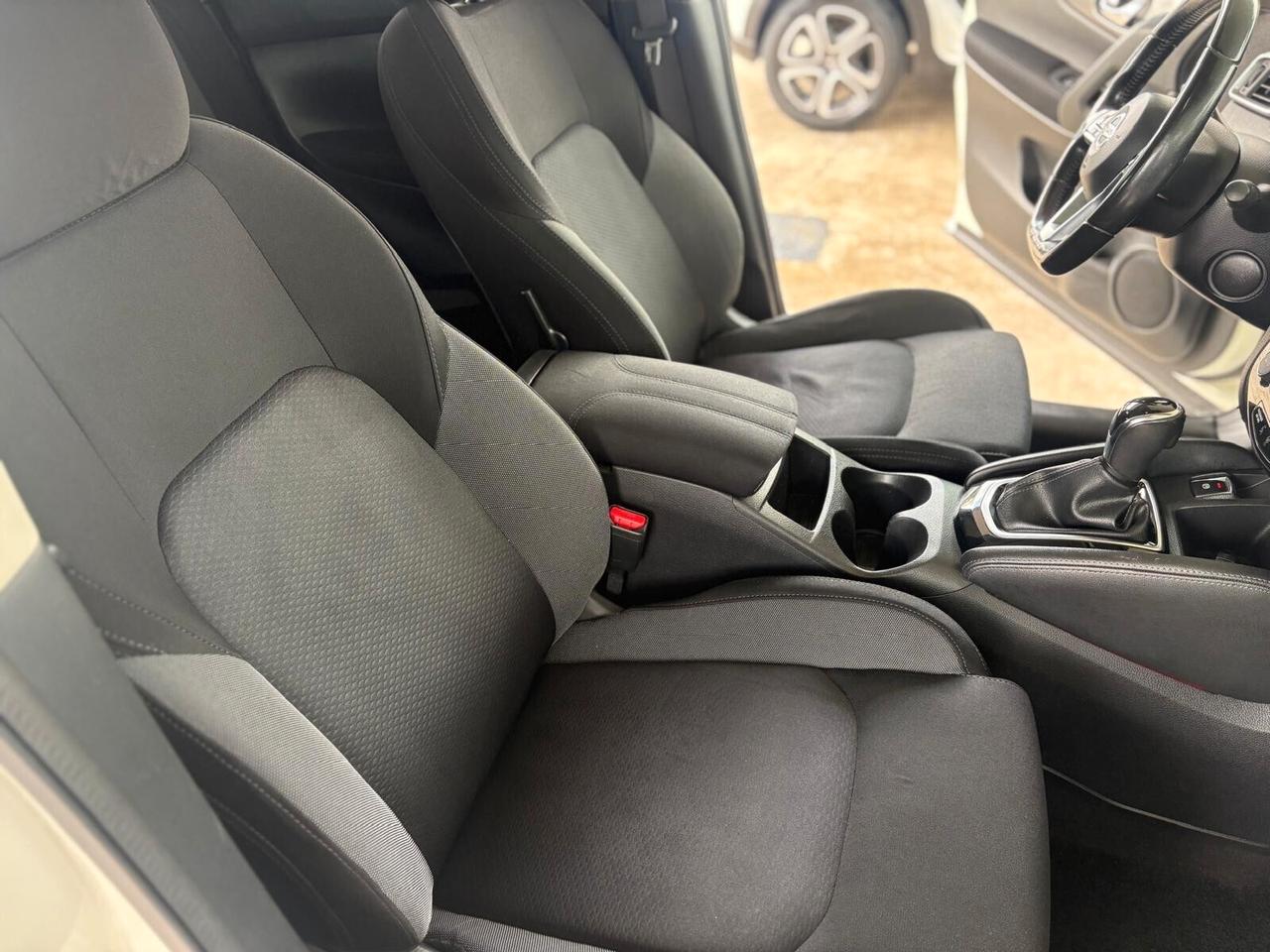 Nissan Qashqai 1.6 dCi 2WD XTronic Tekna
