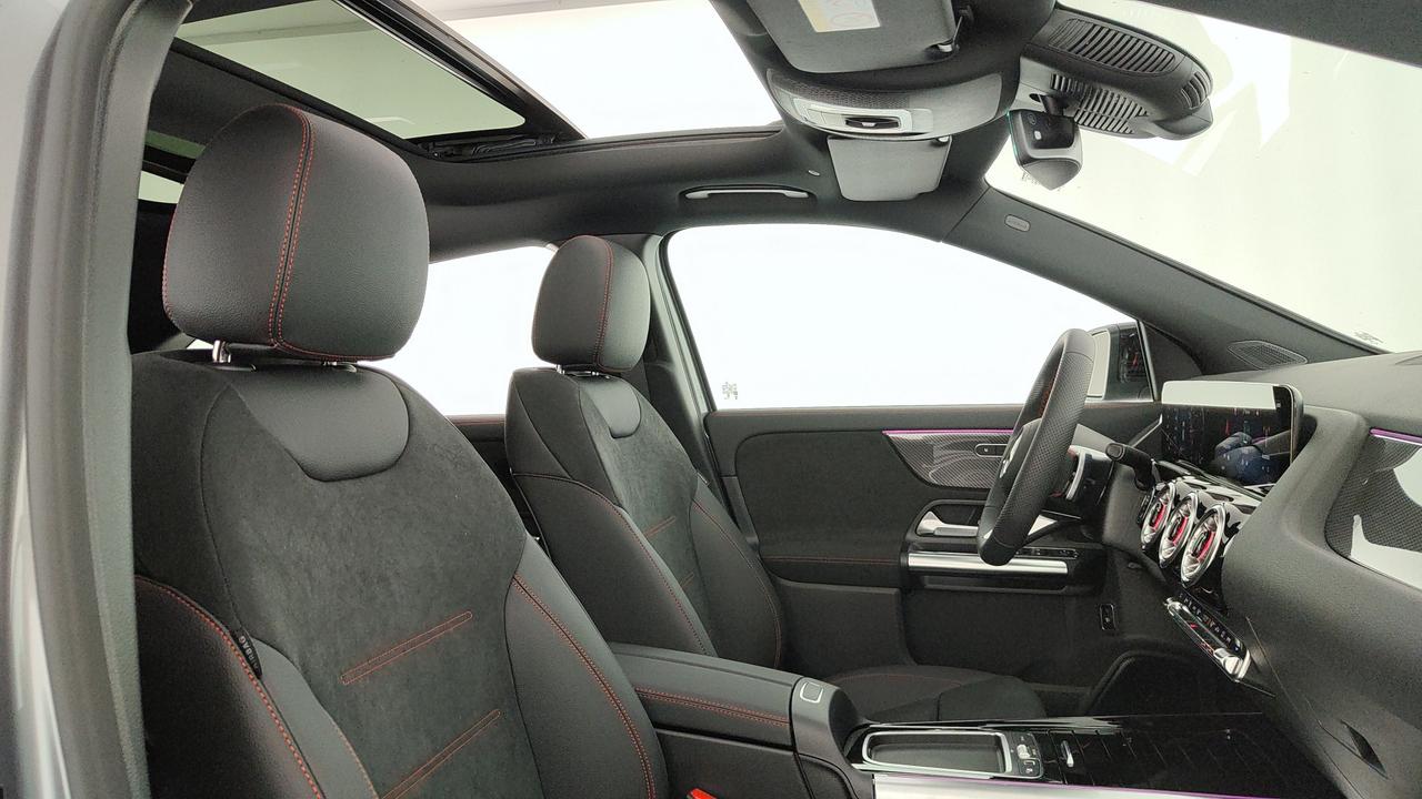 Mercedes-Benz GLA 200 d automatic