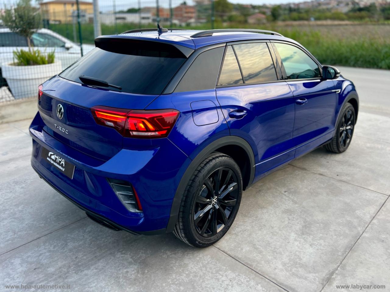 VOLKSWAGEN T-Roc 2.0TDI R-LINE FULL LED NAVI PELLE