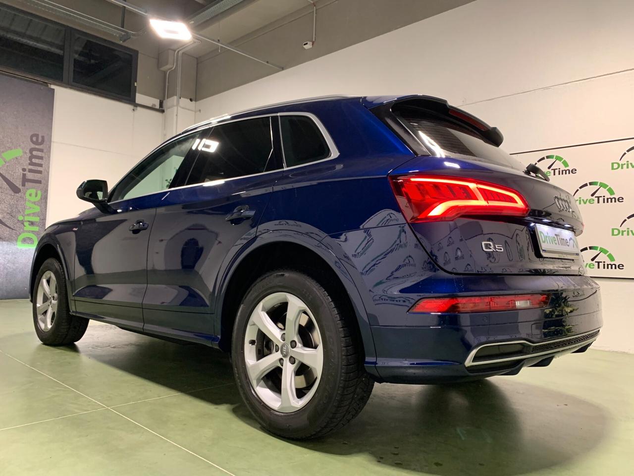 Audi Q5 2.0 TDI 190 CV quattro S tronic Business Sport