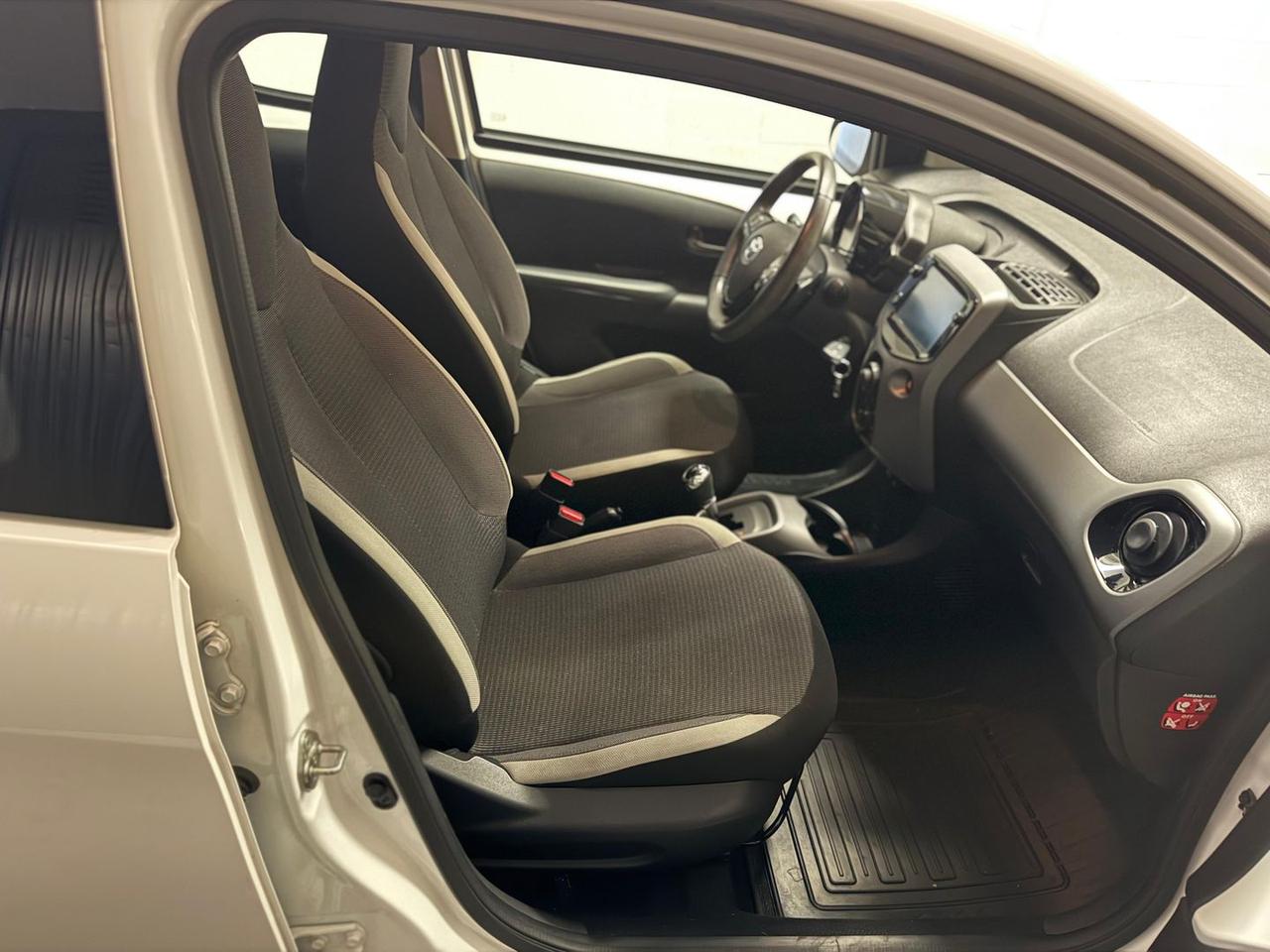 Toyota Aygo X Clusiv Connect 1.0 VVT-i #8100