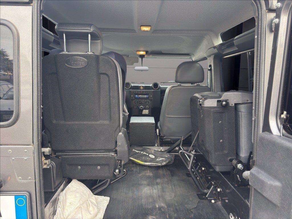 LAND ROVER Defender 90 2.2 td SW del 2015