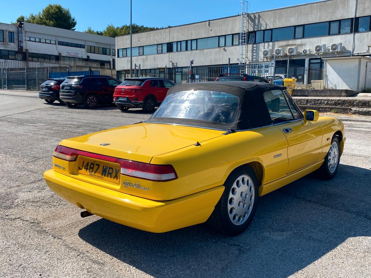 Alfa Romeo DUETTO SPIDER