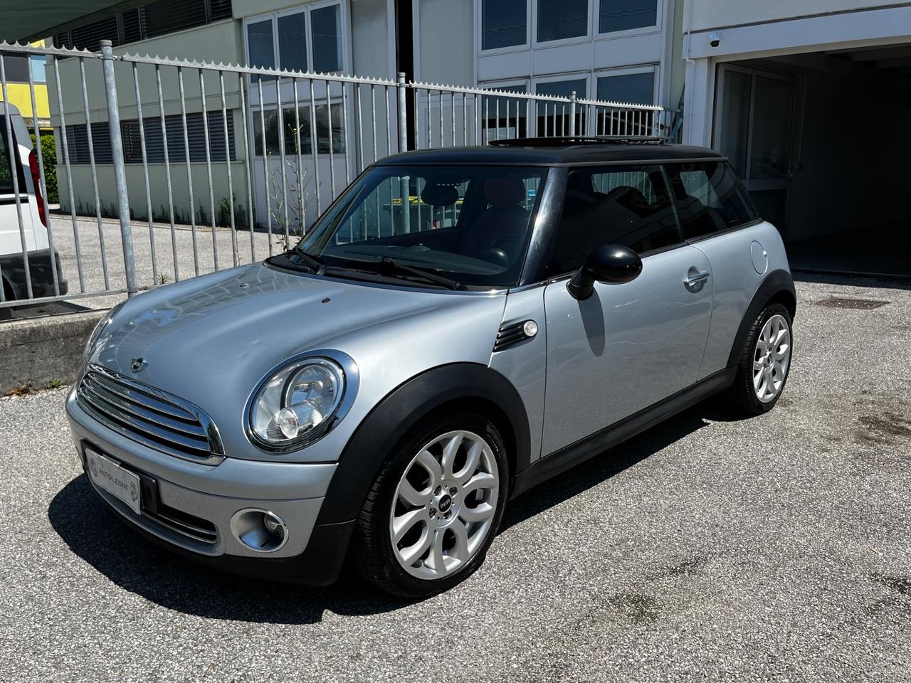 Mini Cooper 1.6 122cv AUTOMATICA TETTO FULL OPTIONAL