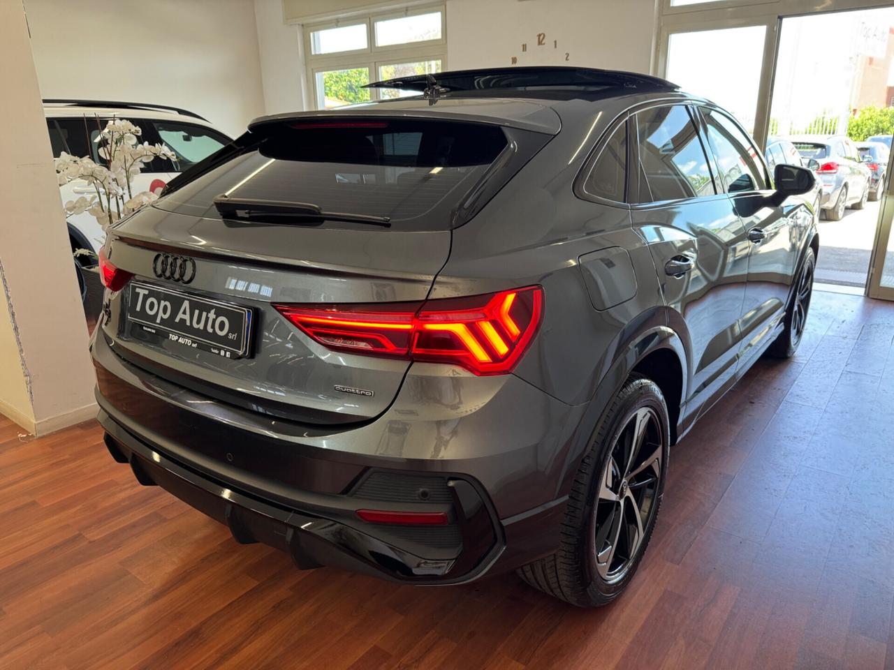AUDI Q3 40 TDI QUATTRO S TRONIC S LINE / TETTO