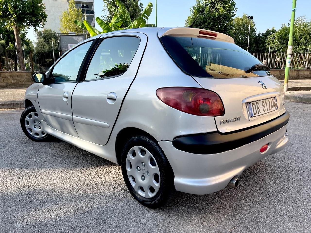 Peugeot 206 1.4 5p. GPL