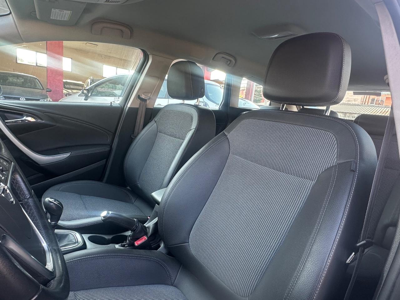 Opel Astra 1.7 CDTI 130CV Sports Tourer Cosmo