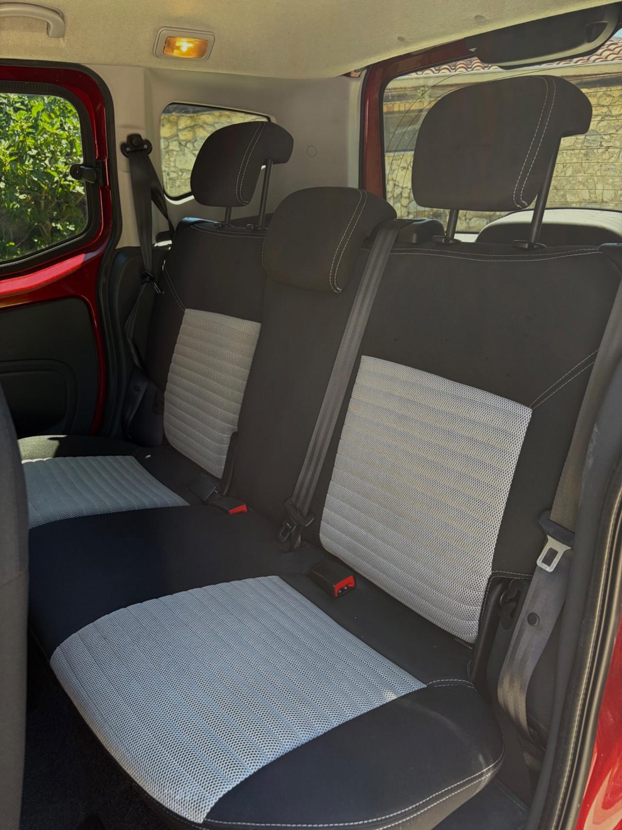 Fiat Qubo 1.3 MJT 75CV EURO4 FULL PARI AL NUOV LEGGI