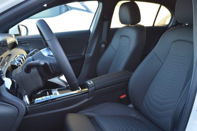 MERCEDES-BENZ A 180 d Automatic Business Extra Carplay