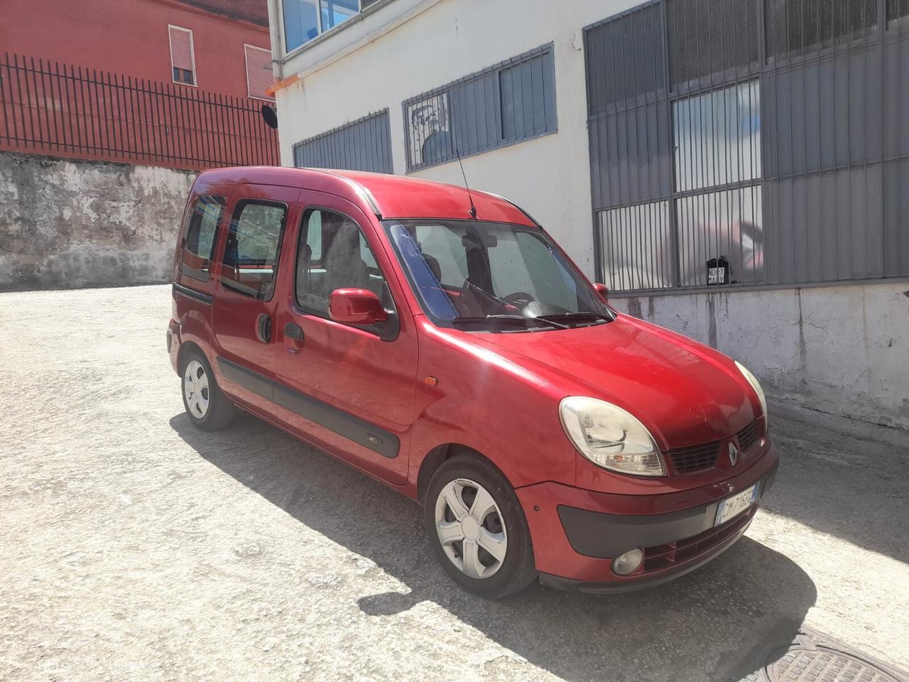 Renault Kangoo 1.5cc diesel (PRIVATO)-2004