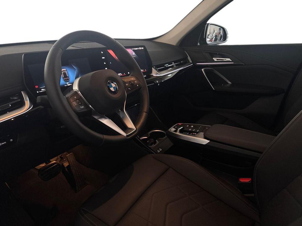BMW X1 18 d X-Line sDrive DCT