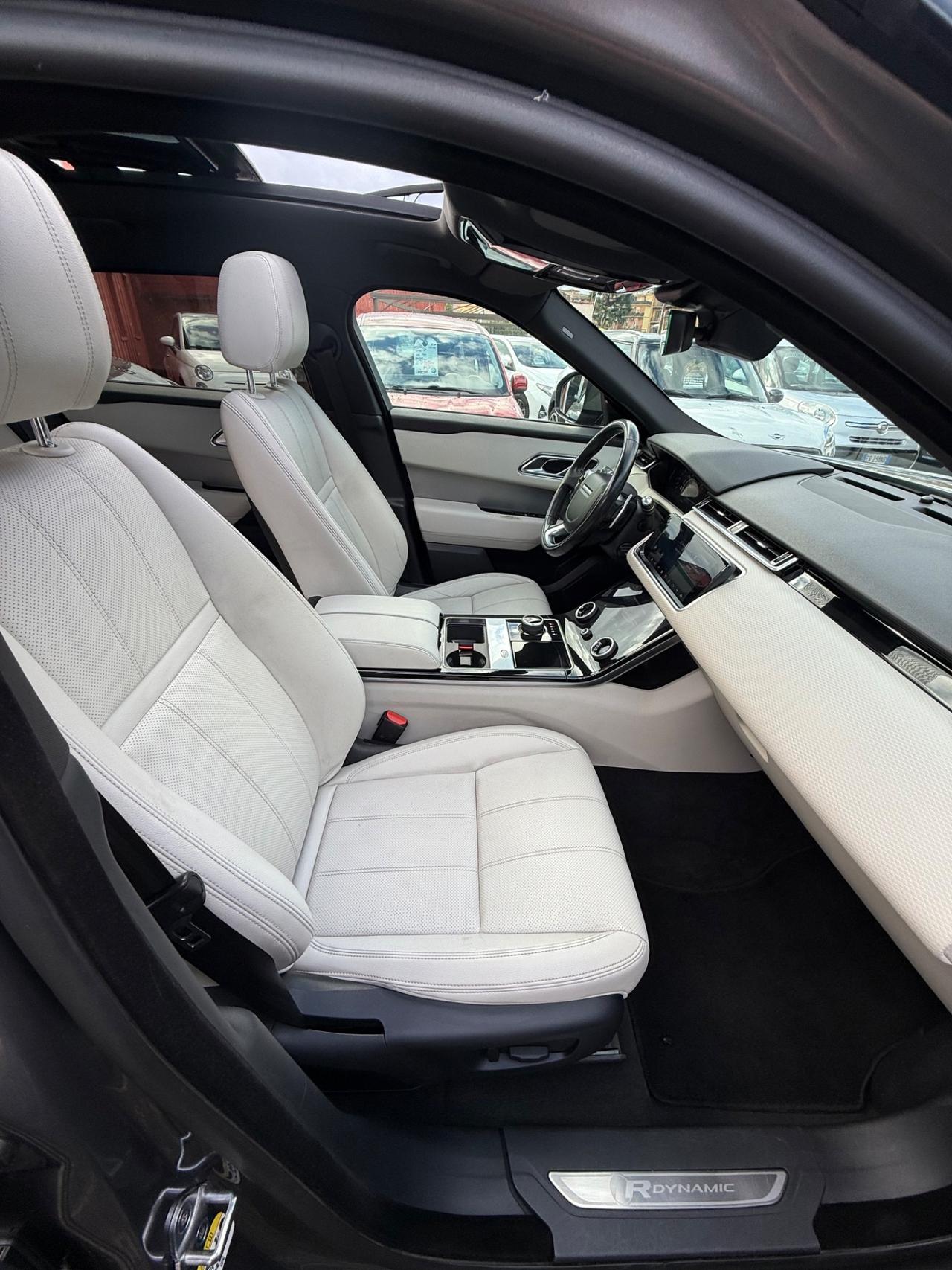 Velar 2.0D I4 240 CV R-Dynamic/unipro/rate/permute