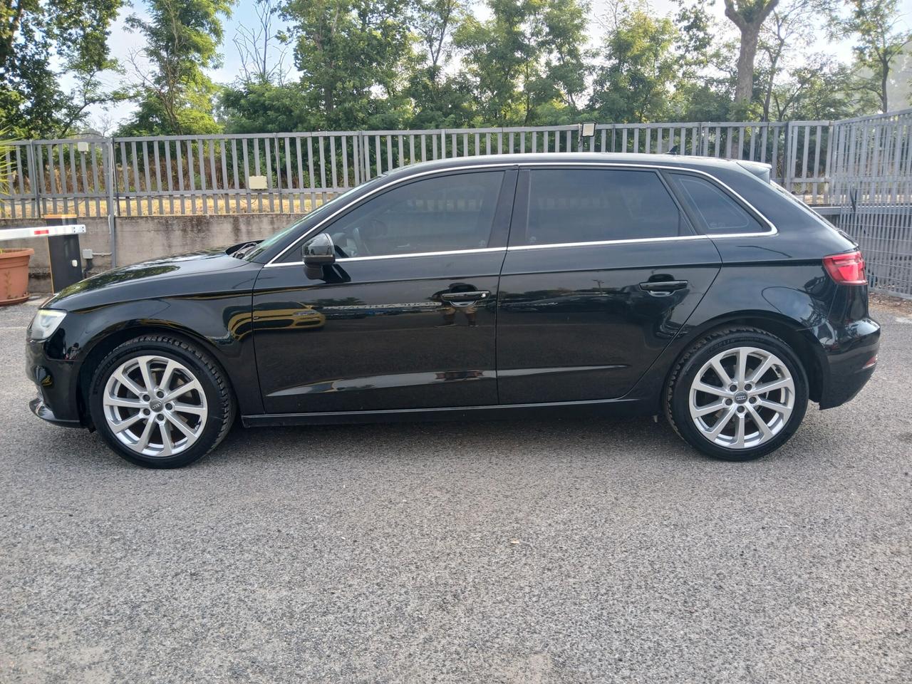 Audi A3 SPB 35 TFSI COD S tronic Sport