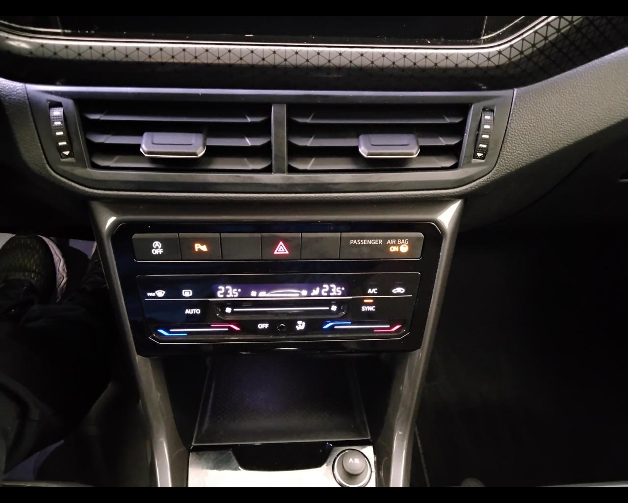 VOLKSWAGEN T-Cross 2019 - T-Cross 1.0 tsi Advanced 110cv