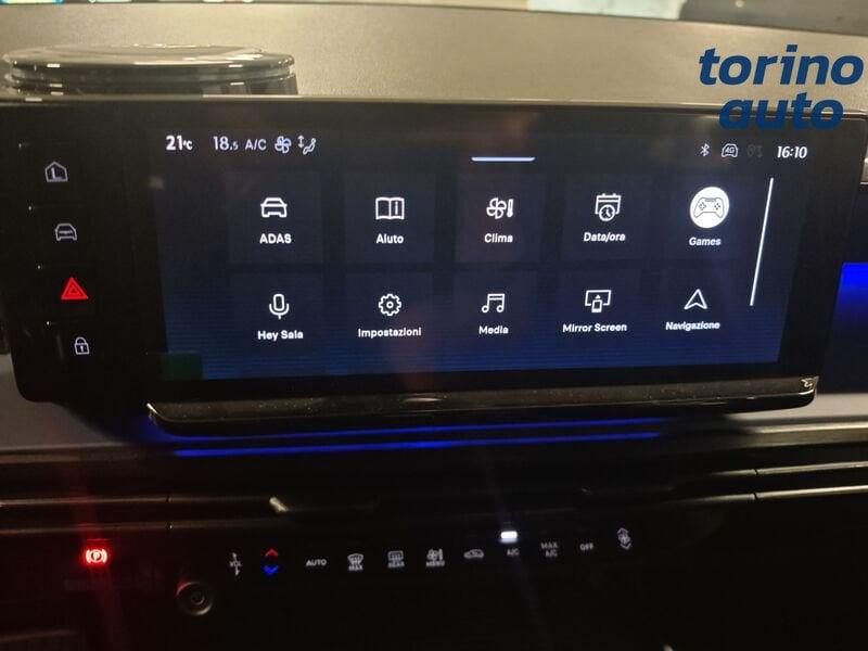 Lancia Ypsilon Ibrida Ibrida Edizione Cassina e-DCT