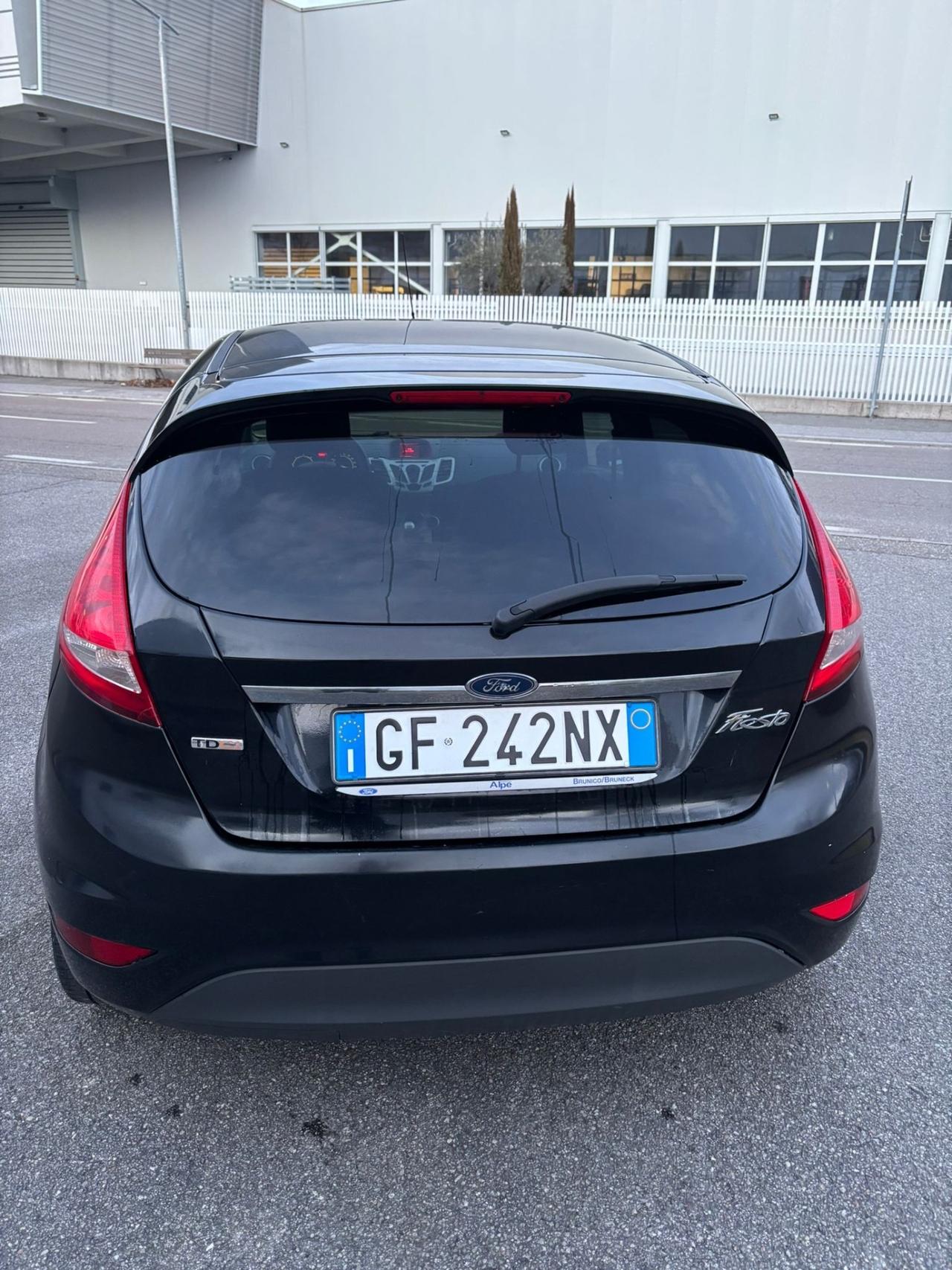 Ford Fiesta Fiesta+ 1.6 TDCi 95CV 5 porte NEOPATENTATI