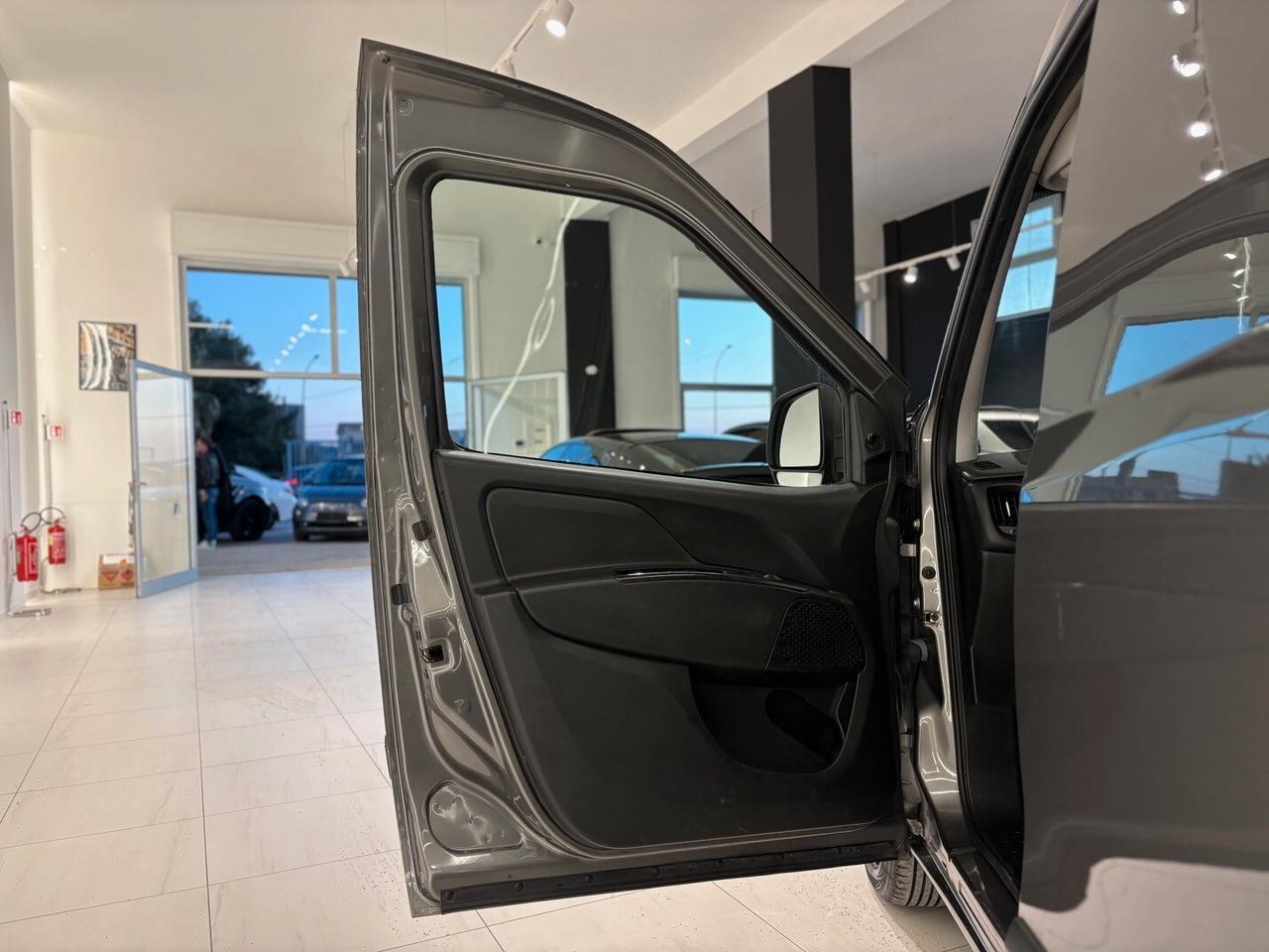 Fiat Doblo Doblò 1.6 MJT 16V Lounge 2018