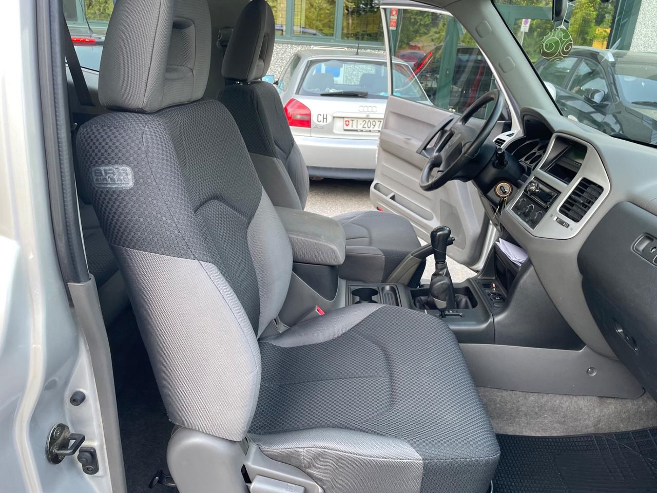 Mitsubishi Pajero 3.2 16V DI-D 3p. GLS1