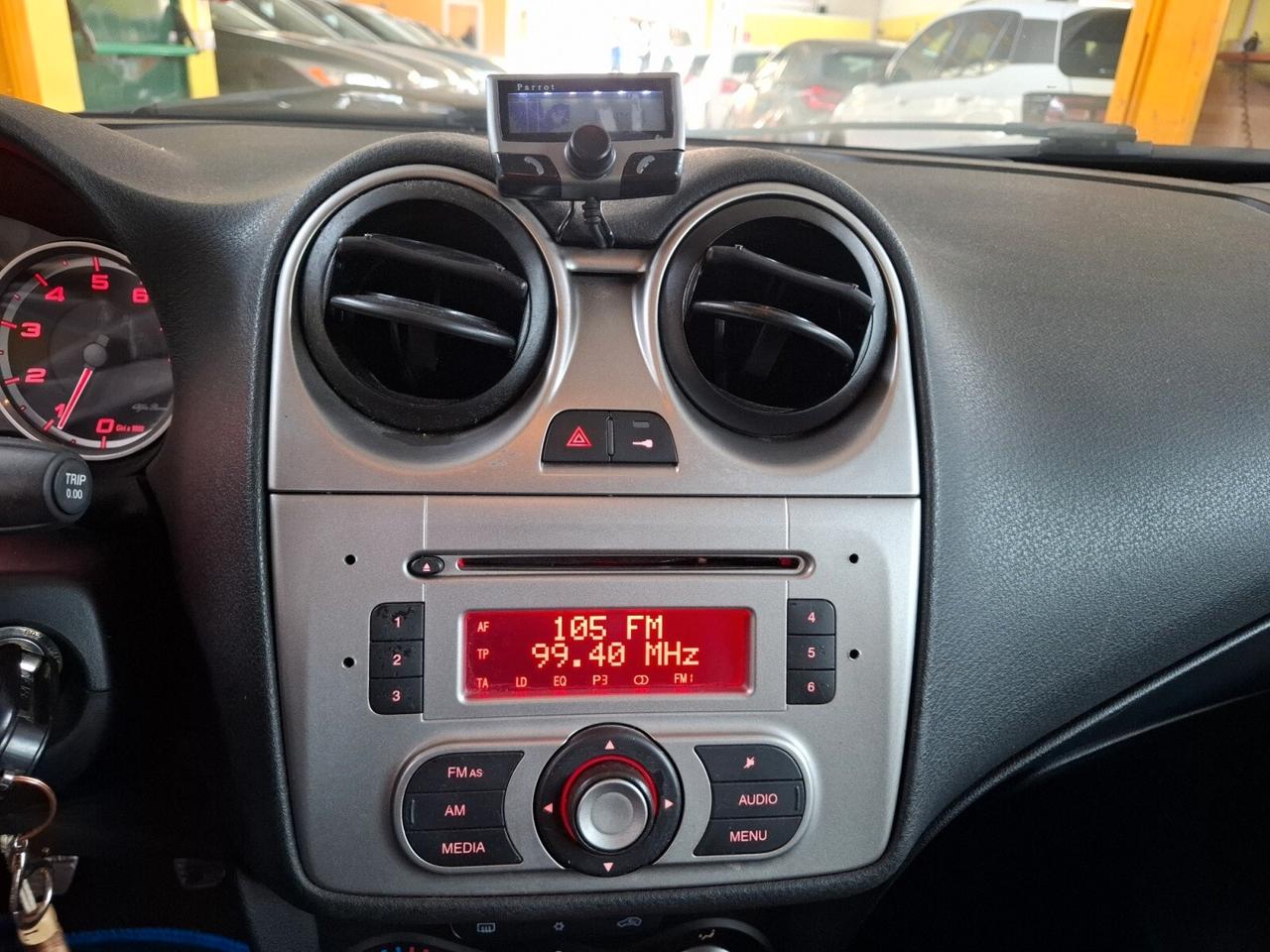 Alfa Romeo MiTo 1.4 78 CV Distinctive Premium Pack