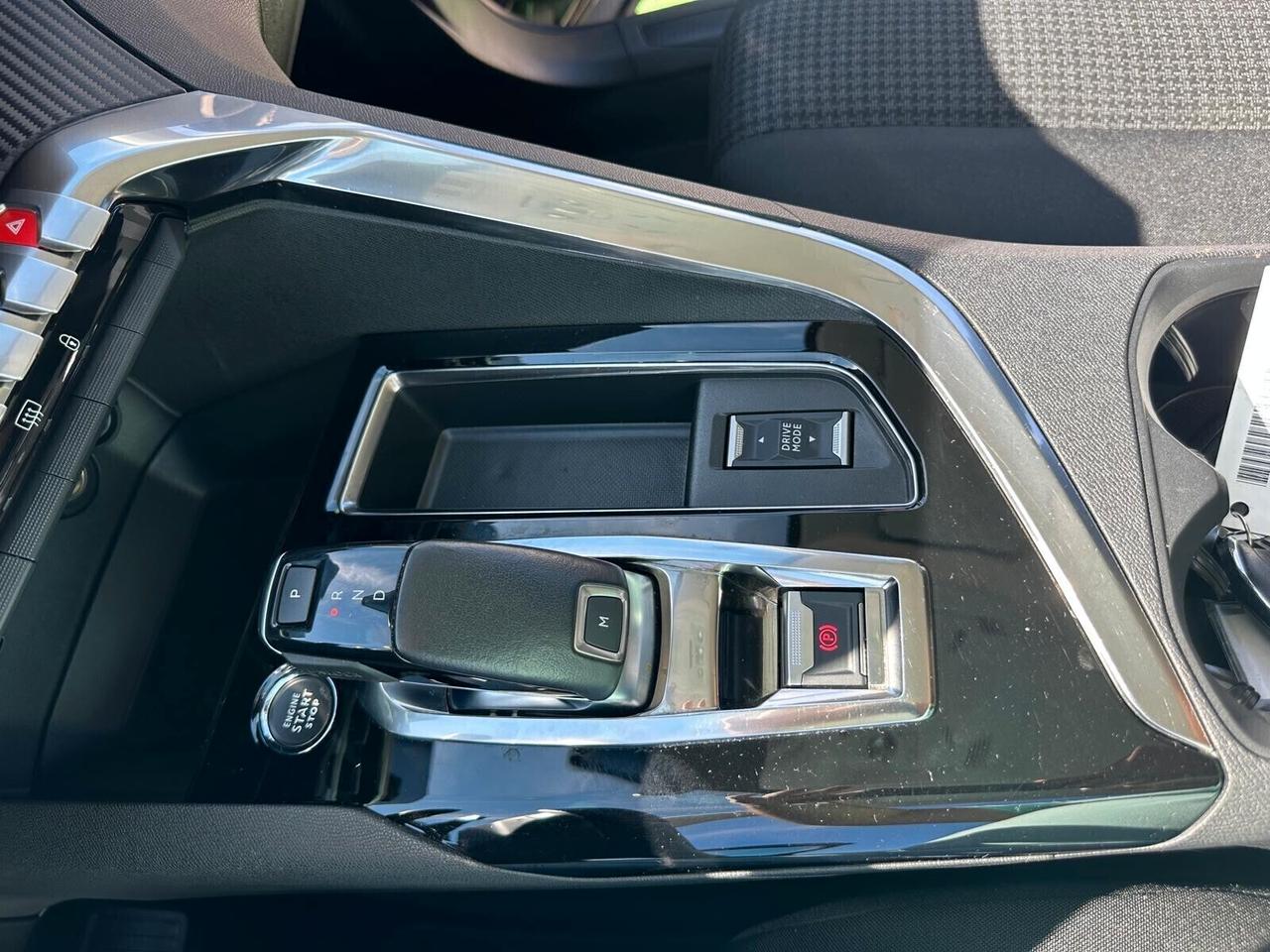 Peugeot 3008 BlueHDi 130 S&S EAT8 Allure Pack