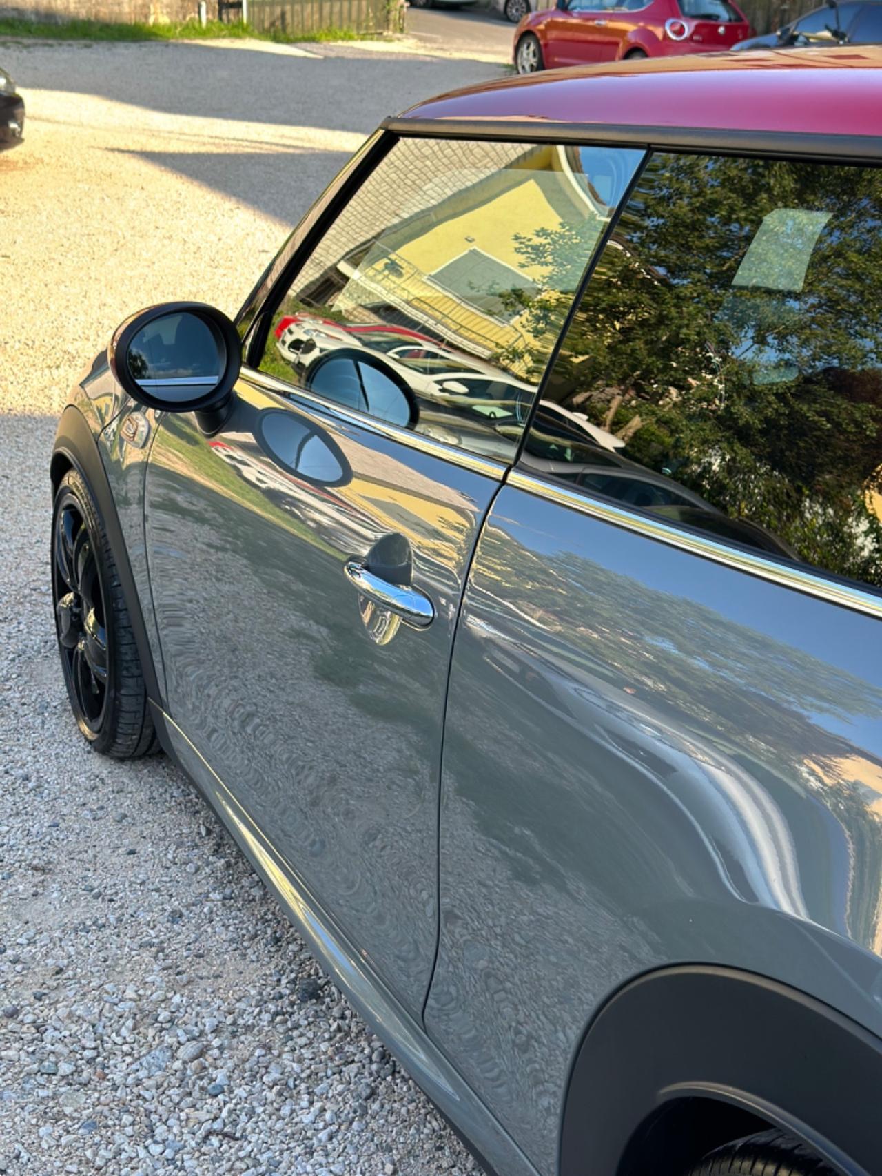 Mini COOPER JCW 233CV FULLOPT KMCERT UNICOPR