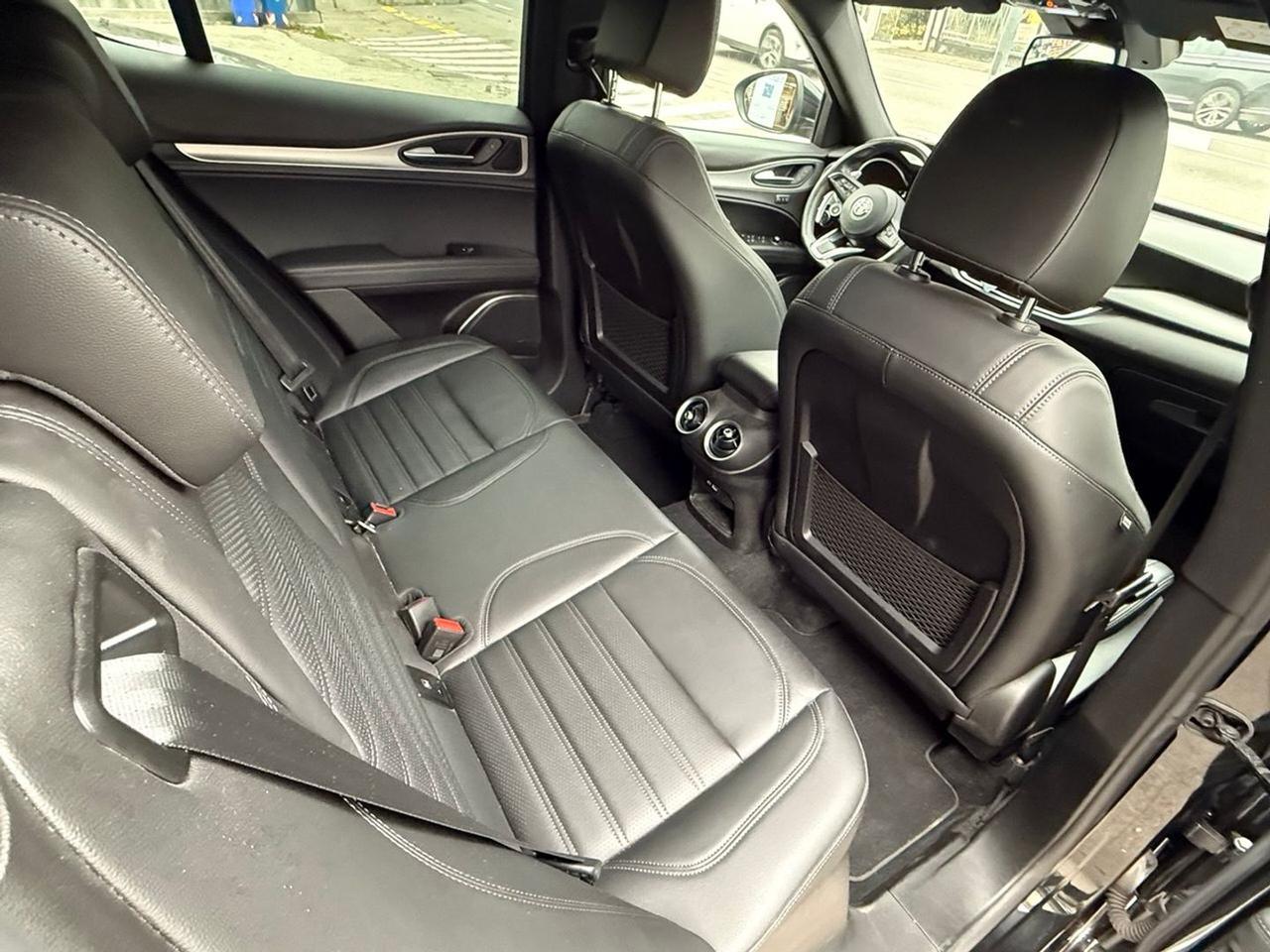 Alfa Romeo Stelvio Veloce 2.2 #8284