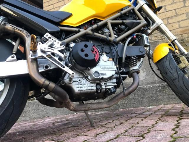 DUCATI Monster 900 Frizione a secco*Inserti carbon Look*Cupolino*