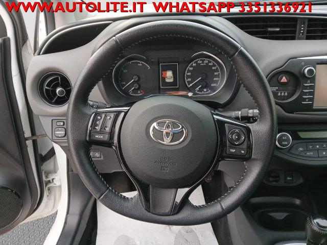 TOYOTA Yaris 1.5 Hybrid 5 porte Business