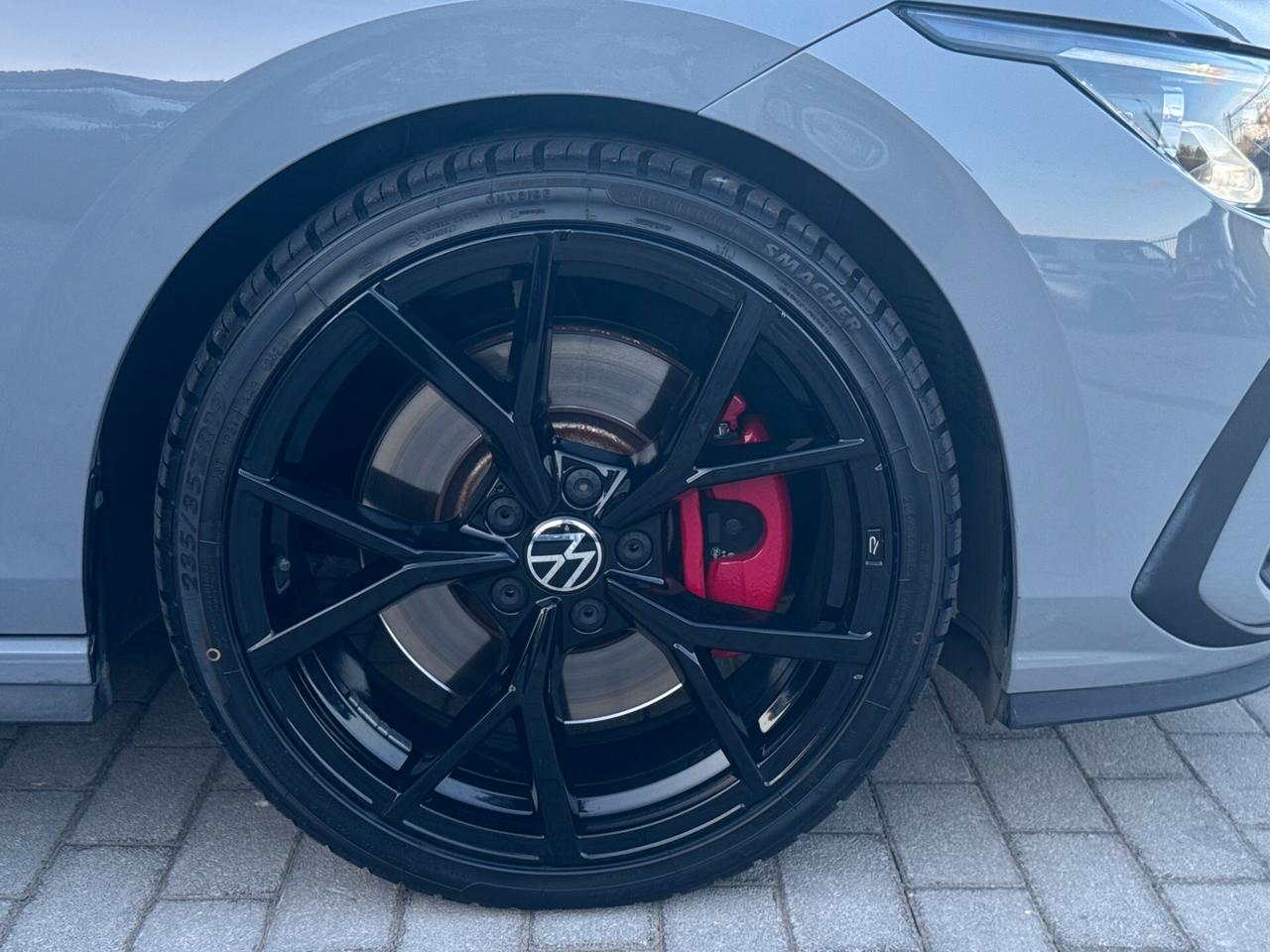Volkswagen Golf 2.0 TSI DSG GTI*245CV*H&K*iQ.LIGHT*FENDINEBBIA*19"*