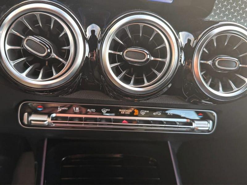 Mercedes-Benz EQB 300 4Matic Advanced Progressive