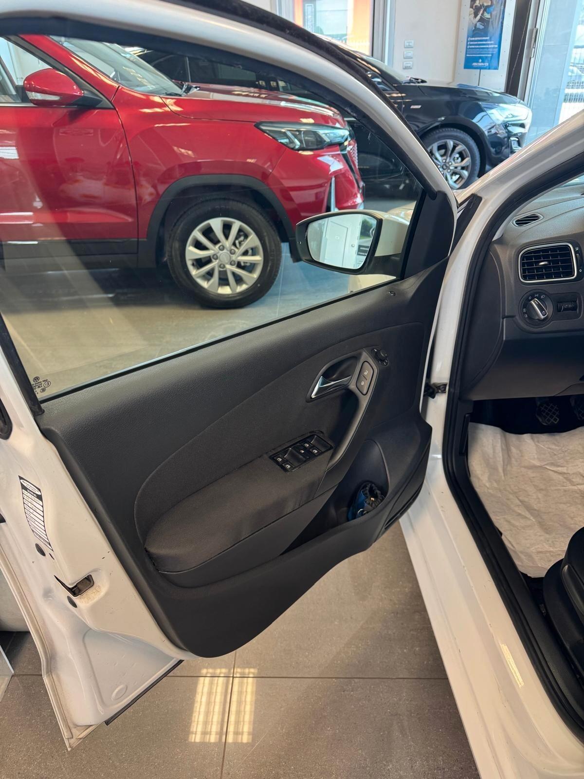 Volkswagen Polo 1.6 5 porte Comfortline BiFuel