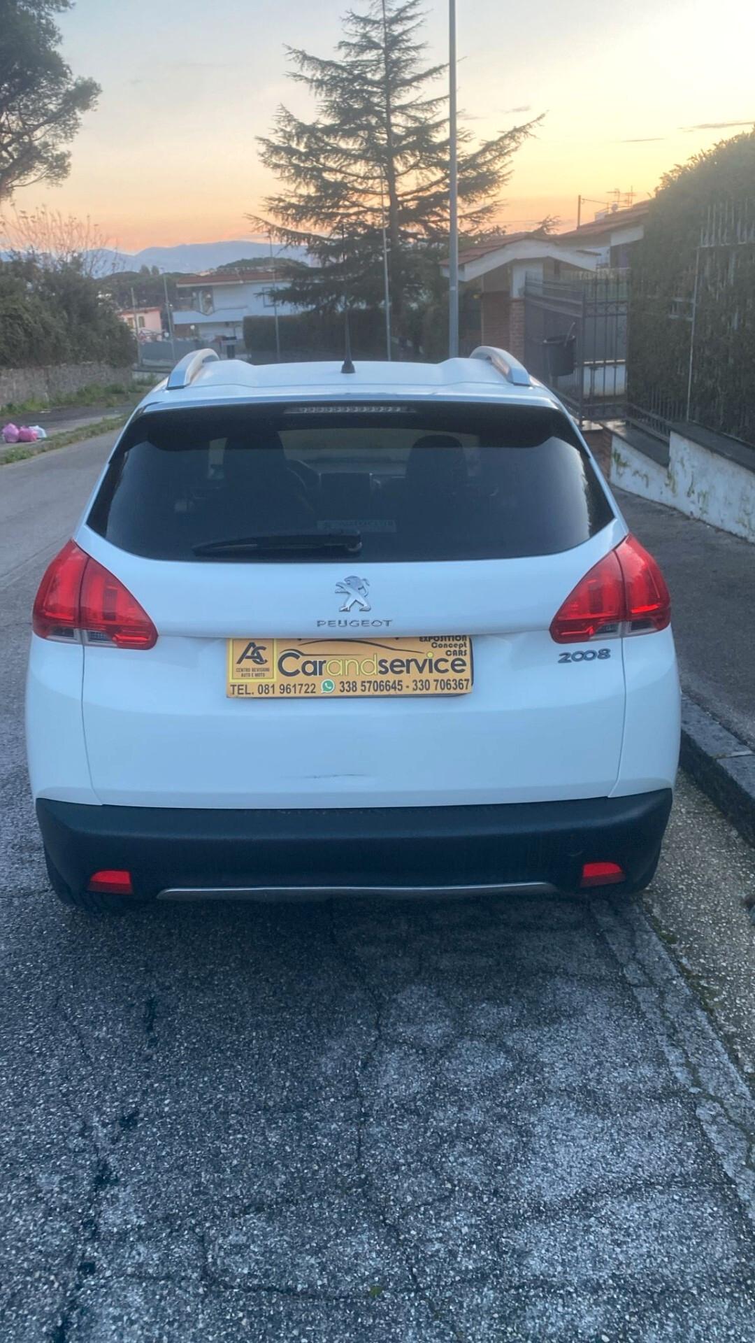 Peugeot 2008 PureTech 82 Allure